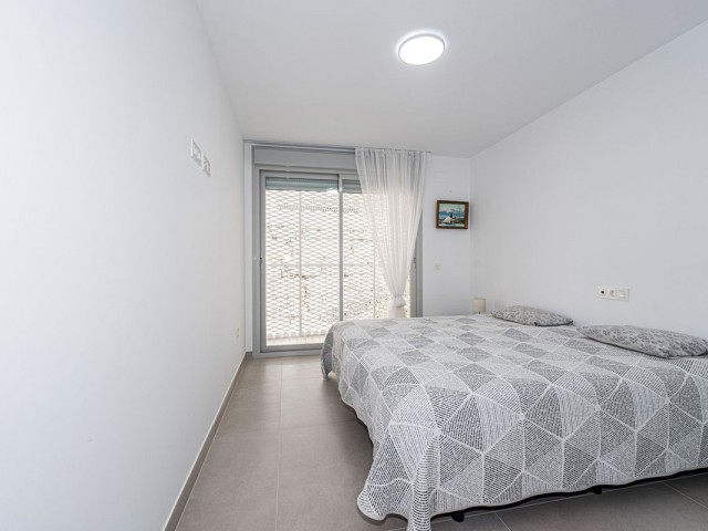 Apartamento con 3 Dormitorios  en Benalmadena