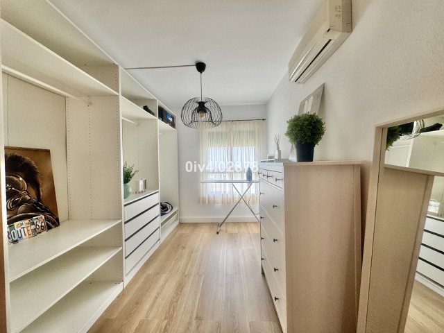 4 Bedrooms Townhouse in Benalmadena