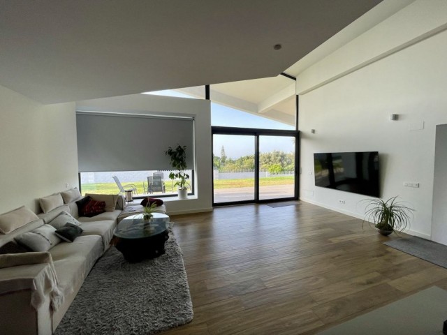 Villa con 3 Dormitorios  en Bel Air
