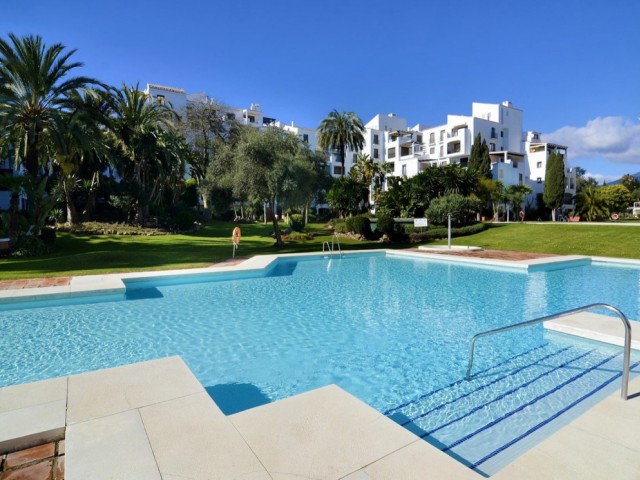 3 Makuuhuoneen Huoneisto Puerto Banús