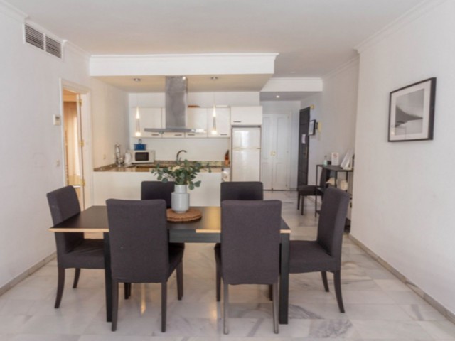 3 Makuuhuoneen Huoneisto Puerto Banús