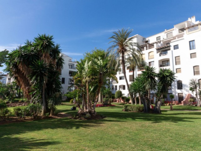 3 Makuuhuoneen Huoneisto Puerto Banús