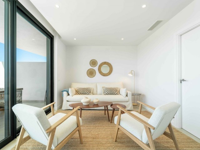 2 Bedrooms Apartment in Fuengirola