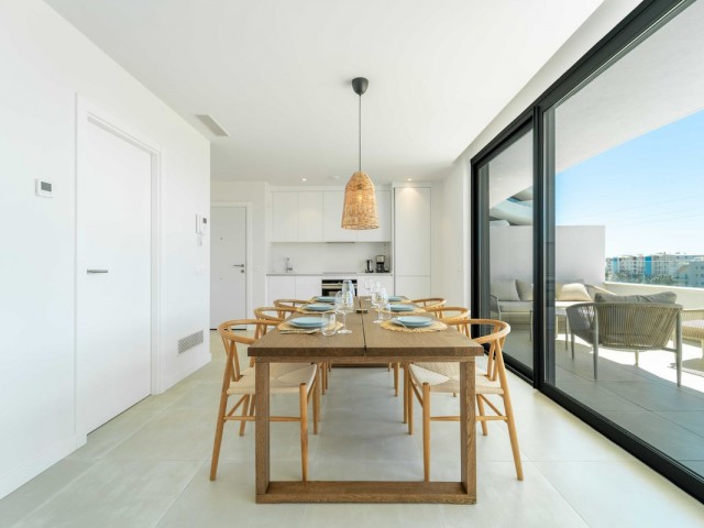 2 Bedrooms Apartment in Fuengirola