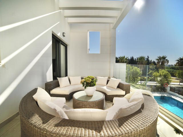 3 Slaapkamer Rijtjeshuis in Estepona