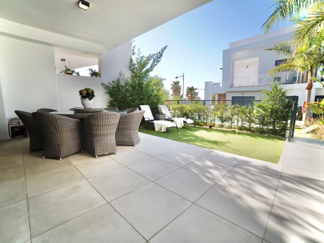 3 Slaapkamer Rijtjeshuis in Estepona
