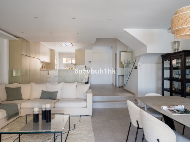 3 Bedrooms Townhouse in Casares