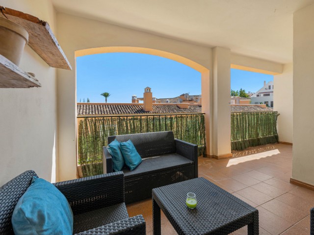 Apartment, Nueva Andalucia, R5164399