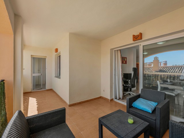 2 Bedrooms Apartment in Nueva Andalucía