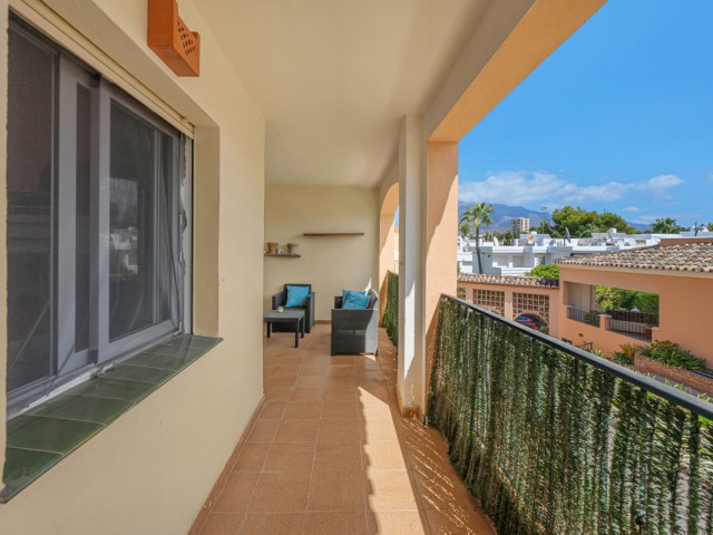 2 Bedrooms Apartment in Nueva Andalucía