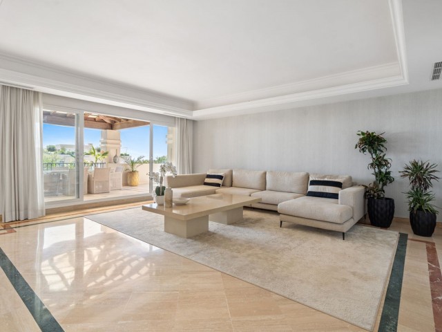 3 Bedrooms Apartment in Marbella