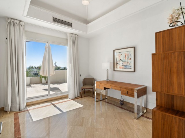 3 Bedrooms Apartment in Marbella