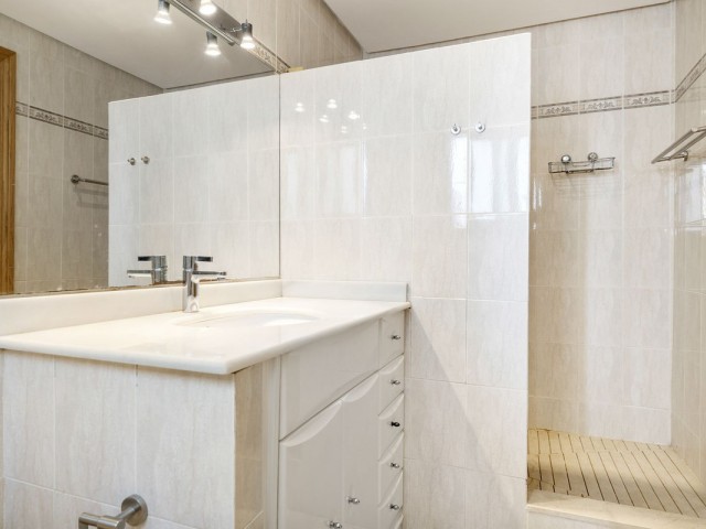 Villa con 3 Dormitorios  en Benalmadena Pueblo