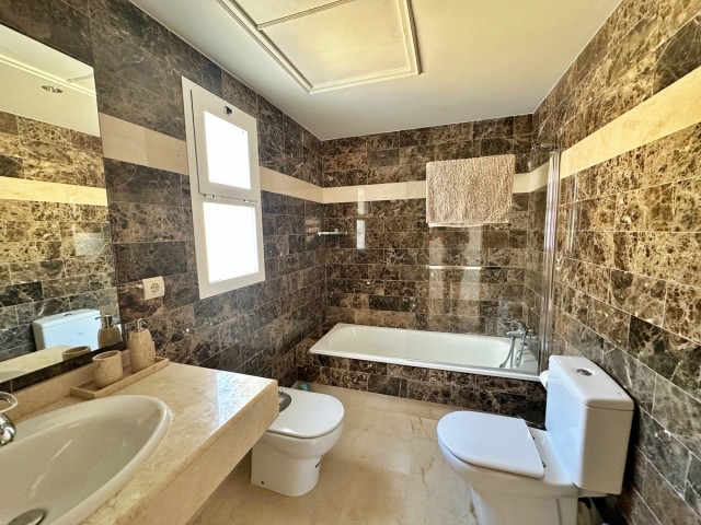 3 Soveroms Rekkehus i Benahavís