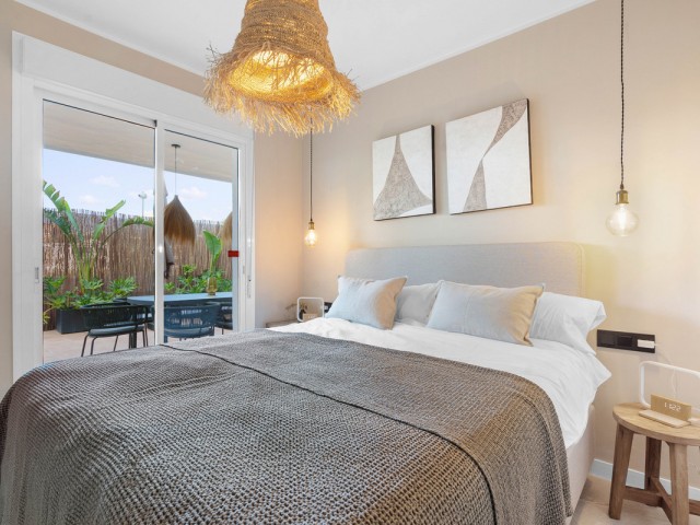 Apartamento con 4 Dormitorios  en Nueva Andalucía