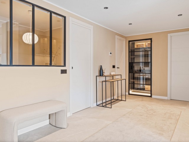 4 Bedrooms Apartment in Nueva Andalucía
