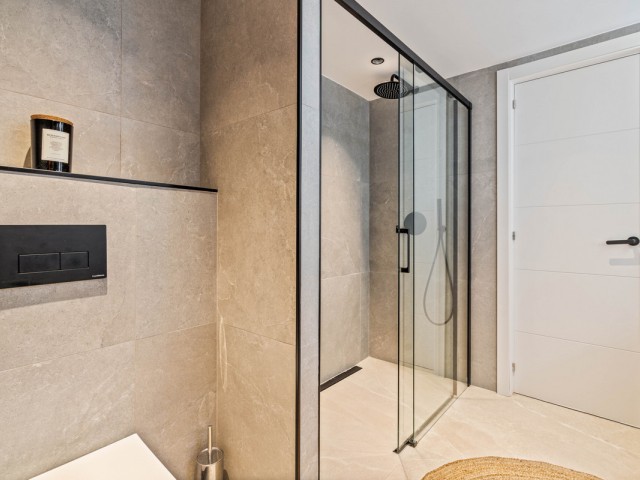 4 Bedrooms Apartment in Nueva Andalucía