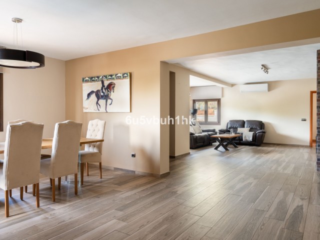 4 Soveroms Villa i Benalmadena