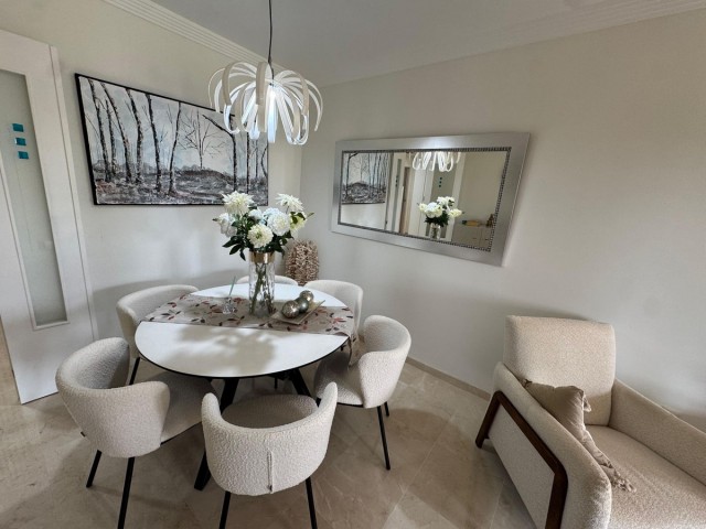 2 Slaapkamer Appartement in Estepona