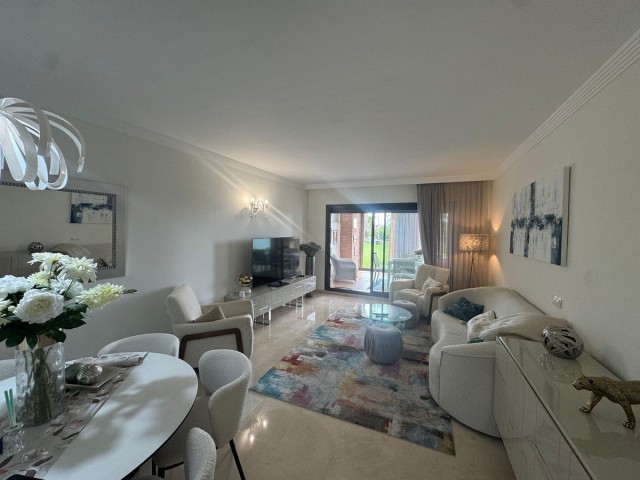 2 Slaapkamer Appartement in Estepona