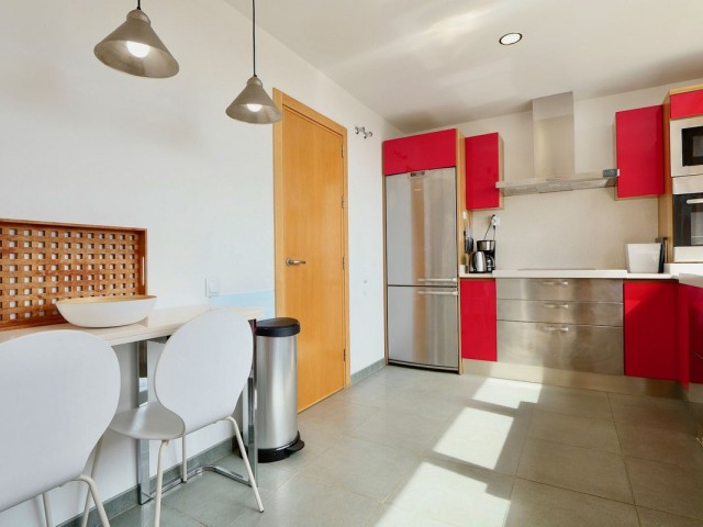 Penthouse in Altos de los Monteros