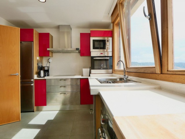 Penthouse in Altos de los Monteros