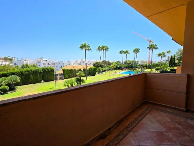 Maison mitoyenne avec 4 Chambres  à La Cala de Mijas