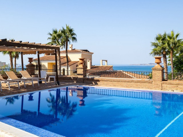 8 Sovrums Villa i Benalmadena