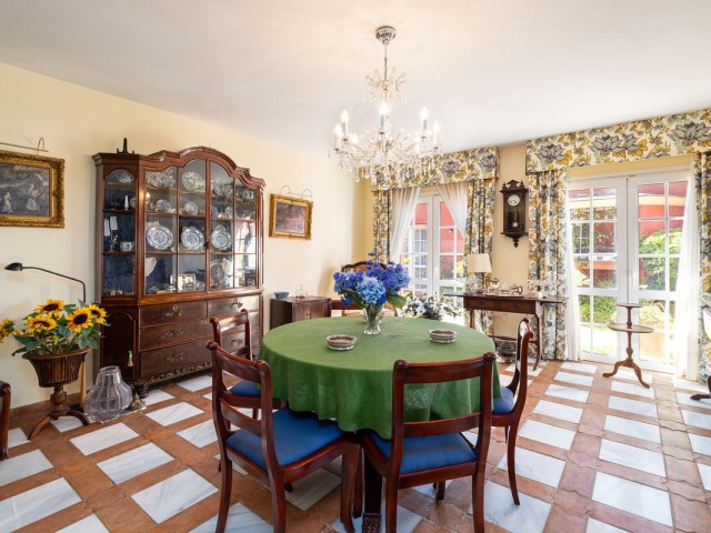 8 Schlafzimmer Villa in Benalmadena