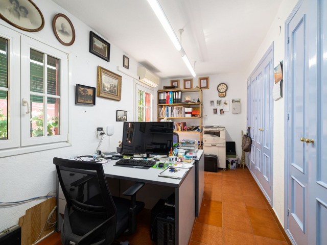 8 Schlafzimmer Villa in Benalmadena