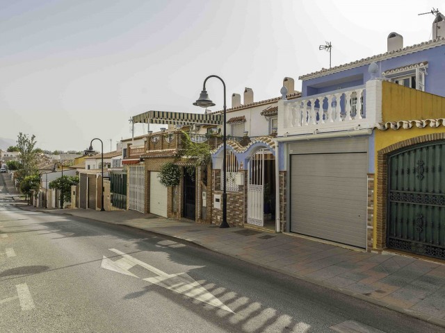 4 Slaapkamer Rijtjeshuis in Las Lagunas