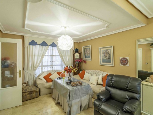 4 Slaapkamer Rijtjeshuis in Las Lagunas