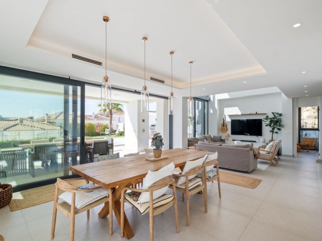 4 Soveroms Villa i Riviera del Sol