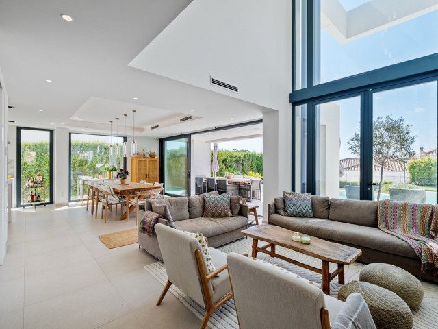 4 Slaapkamer Villa in Riviera del Sol
