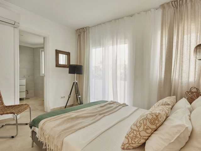 2 Makuuhuoneen Huoneisto Estepona