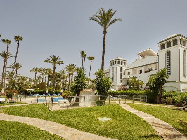 2 Makuuhuoneen Huoneisto Estepona