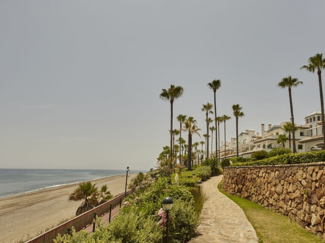 2 Makuuhuoneen Huoneisto Estepona
