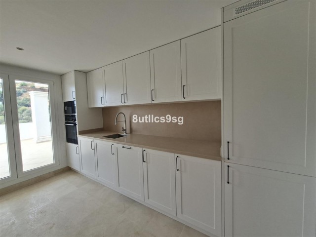 Apartamento con 2 Dormitorios  en Aloha