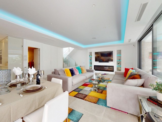 5 Slaapkamer Villa in La Cala