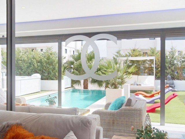 5 Slaapkamer Villa in La Cala