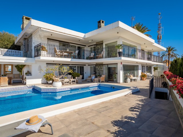 4 Soveroms Villa i Nueva Andalucía