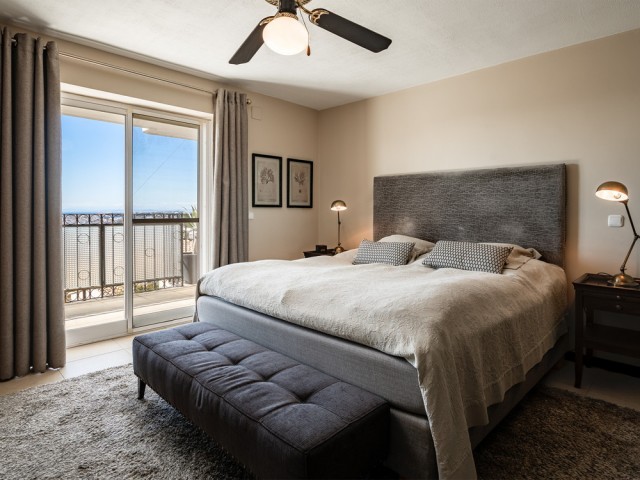 4 Soveroms Villa i Nueva Andalucía