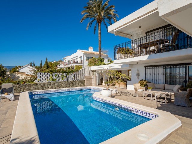 4 Soveroms Villa i Nueva Andalucía