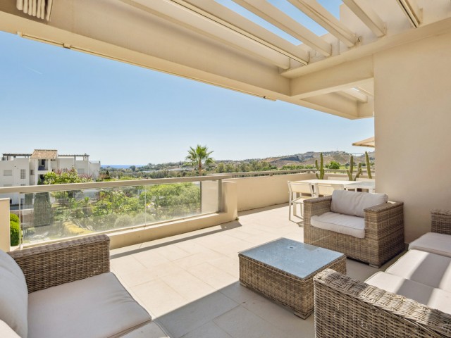 2 Bedrooms Apartment in Benahavís