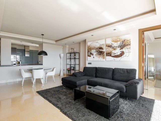 2 Bedrooms Apartment in Benahavís