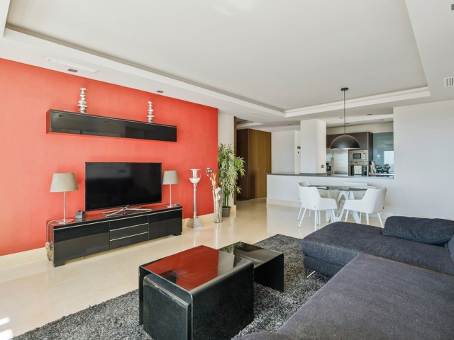 2 Bedrooms Apartment in Benahavís