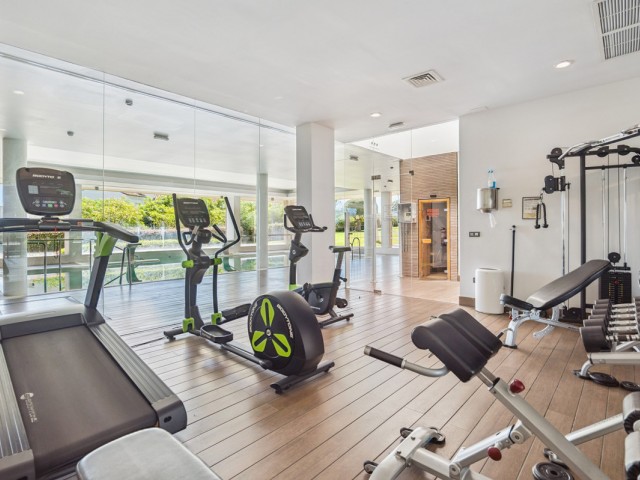 2 Bedrooms Apartment in Benahavís