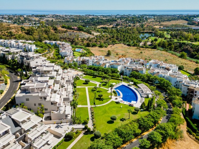 2 Bedrooms Apartment in Benahavís