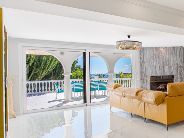7 Bedrooms Villa in Marbella