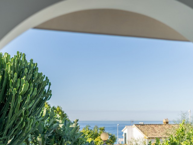 7 Bedrooms Villa in Marbella